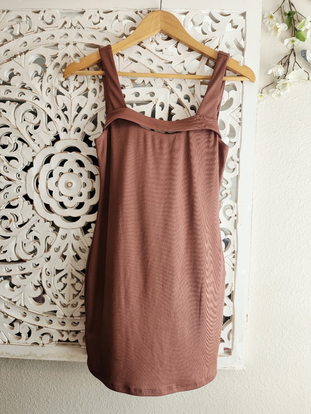 CAMILA COELHO BODYCON MINI DRESS SLEEVELESS LOW BACK PICKY-BOO FRONT SIZE SMALL